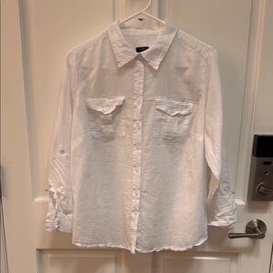 Talbots EUC 14W White Casual Button Down Gauzy Shirt